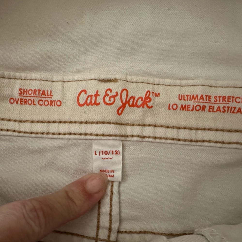 Cat & Jack White Shortall - Picture 3 of 4